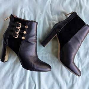 Elegant Black Leather Boots